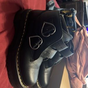 Doc martens! Devon heart boots